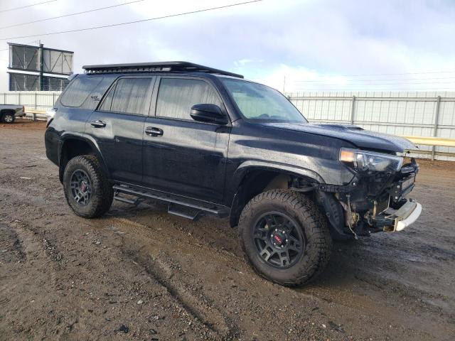 Photo 4 from auction – 2018 TOYOTA 4RUNNER SR with VIN JTEBU5JR7J5557902