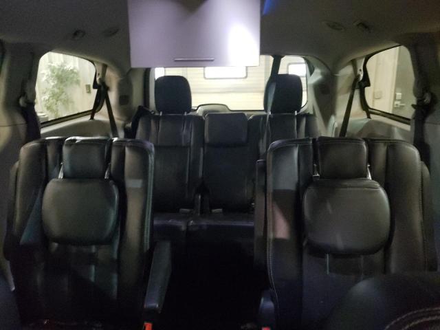 Photo 10 from auction – 2014 CHRYSLER TOWN & COU with VIN 2C4RC1BG3ER160725