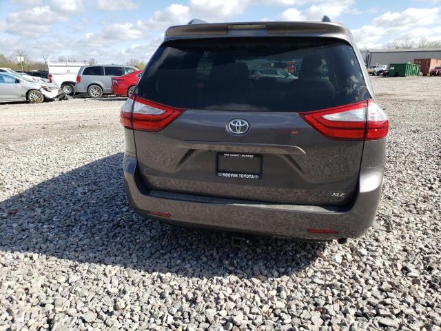 Photo 6 from auction – 2016 TOYOTA SIENNA XLE with VIN 5TDYK3DC4GS744310