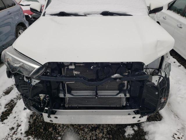 Photo 11 from auction – 2019 TOYOTA 4RUNNER SR with VIN JTEBU5JRXK5628947