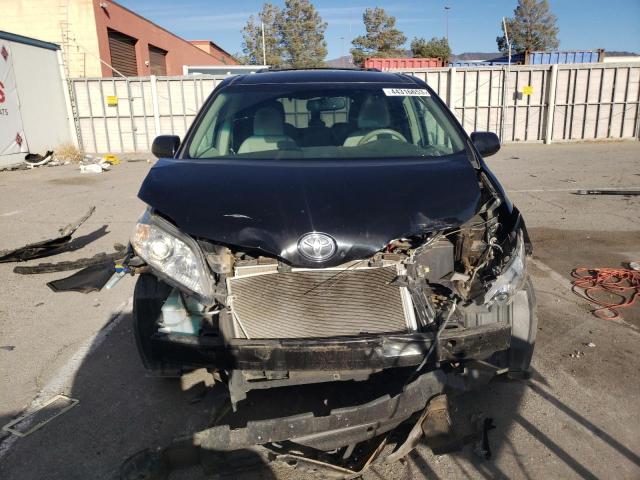 Photo 5 from auction – 2014 TOYOTA SIENNA LE with VIN 5TDKK3DC0ES511110