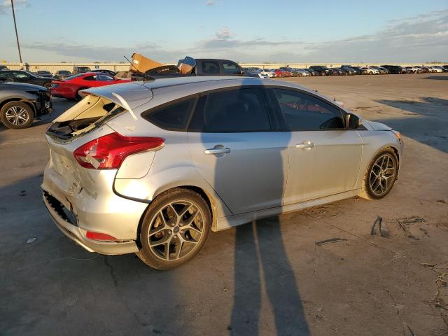 Photo 3 from auction – 2016 FORD FOCUS SE with VIN 1FADP3K25GL244769