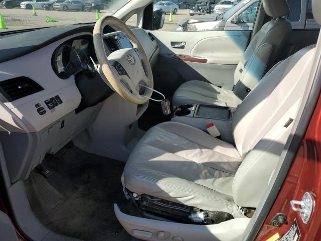 Photo 7 from auction – 2011 TOYOTA SIENNA XLE with VIN 5TDYK3DC3BS023727