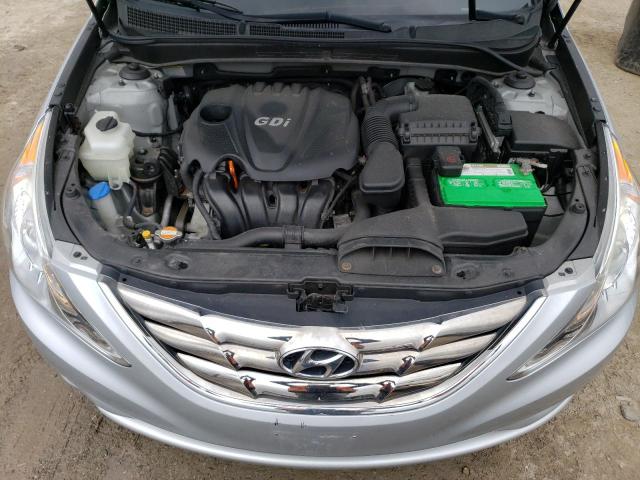 Photo 11 from auction – 2012 HYUNDAI SONATA SE with VIN 5NPEC4AC0CH420586
