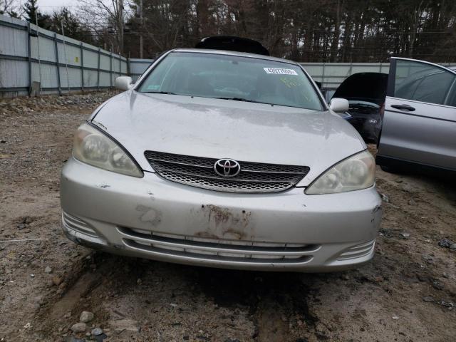 Photo 5 from auction – 2004 TOYOTA CAMRY LE with VIN 4T1BE32K94U877123