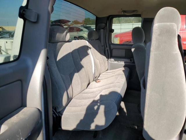Photo 10 from auction – 2003 CHEVROLET SILVERADO with VIN 2GCEC19T631220817