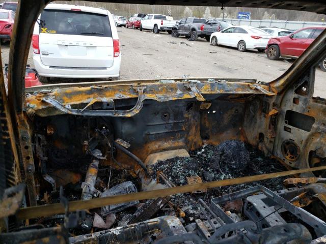 Photo 8 from auction – 2000 CHEVROLET SILVERADO with VIN 1GCEK19T6YE347091