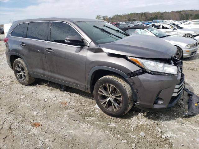 Photo 4 from auction – 2019 TOYOTA HIGHLANDER with VIN 5TDZZRFH0KS297558