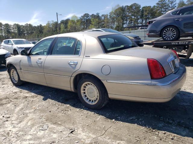 Photo 2 from auction – 2000 LINCOLN TOWN CAR E with VIN 1LNHM81WXYY837677