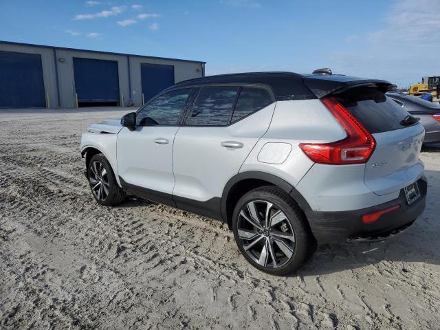 Photo 2 from auction – 2021 VOLVO XC40 RECHA with VIN YV4ED3UR7M2561744