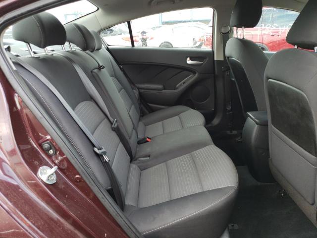 Photo 10 from auction – 2017 KIA FORTE LX with VIN 3KPFL4A72HE073474