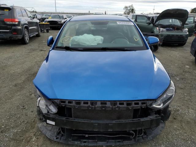 Photo 5 from auction – 2017 HYUNDAI ELANTRA SE with VIN 5NPD74LF4HH200575