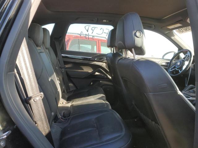 Photo 11 from auction – 2016 PORSCHE CAYENNE with VIN WP1AA2A28GKA37209