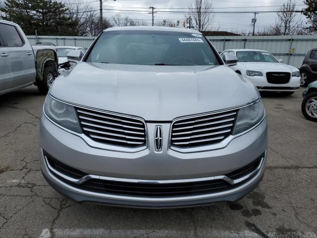 Photo 5 from auction – 2016 LINCOLN MKX PREMIE with VIN 2LMTJ6JR9GBL79213