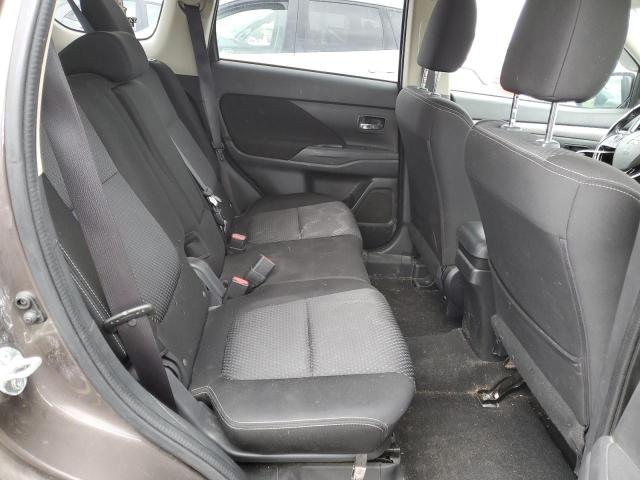 Photo 11 from auction – 2017 MITSUBISHI OUTLANDER with VIN JA4AD3A31HZ000674