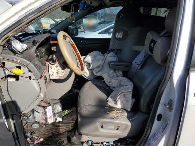 Photo 7 from auction – 2004 TOYOTA SIENNA XLE with VIN 5TDBA22C94S014121