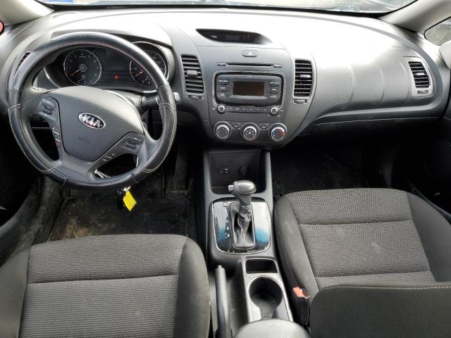 Zdjęcie 8 z aukcji – 2017 KIA FORTE LX z VIN 3KPFK4A74HE088481