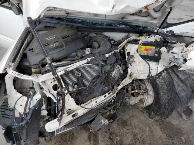 Photo 12 from auction – 2005 TOYOTA 4RUNNER SR with VIN JTEZU14R958030113
