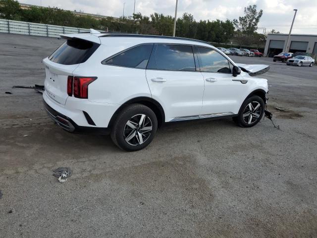 Photo 3 from auction – 2022 KIA SORENTO EX with VIN 5XYRH4LF7NG079269