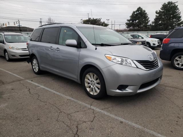 Photo 4 from auction – 2014 TOYOTA SIENNA LE with VIN 5TDJK3DC3ES074182
