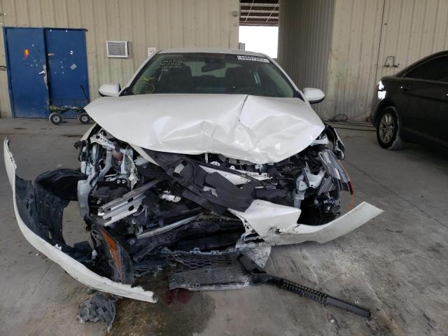 Photo 5 from auction – 2021 TOYOTA COROLLA LE with VIN 5YFEPMAE2MP250872