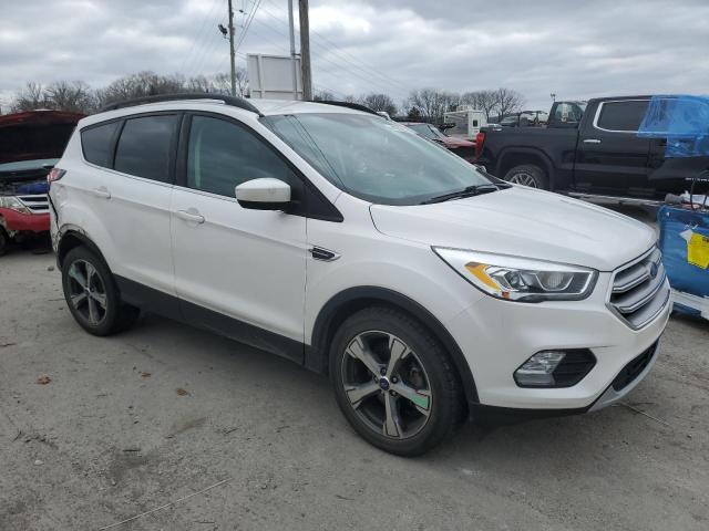 Photo 4 from auction – 2017 FORD ESCAPE SE with VIN 1FMCU0GD4HUB12519