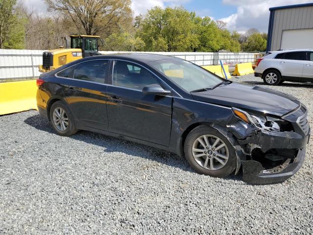 Photo 4 from auction – 2017 HYUNDAI SONATA SE with VIN 5NPE24AF7HH552832