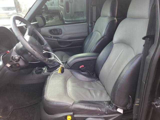 Photo 7 from auction – 2001 CHEVROLET BLAZER with VIN 1GNCS18W51K182880