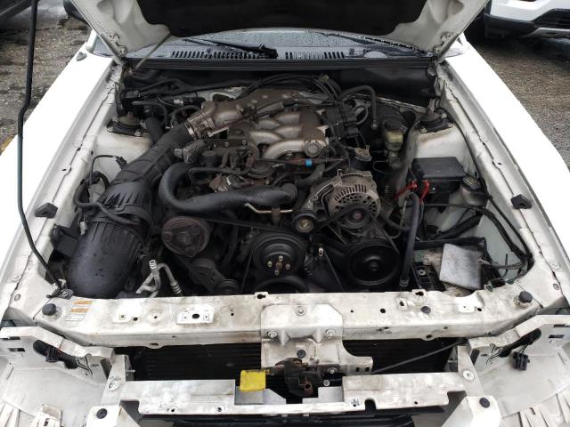 Photo 11 from auction – 2000 FORD MUSTANG with VIN 1FAFP4044YF272047