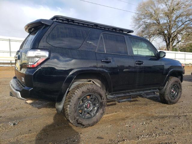 Photo 3 from auction – 2018 TOYOTA 4RUNNER SR with VIN JTEBU5JR7J5557902