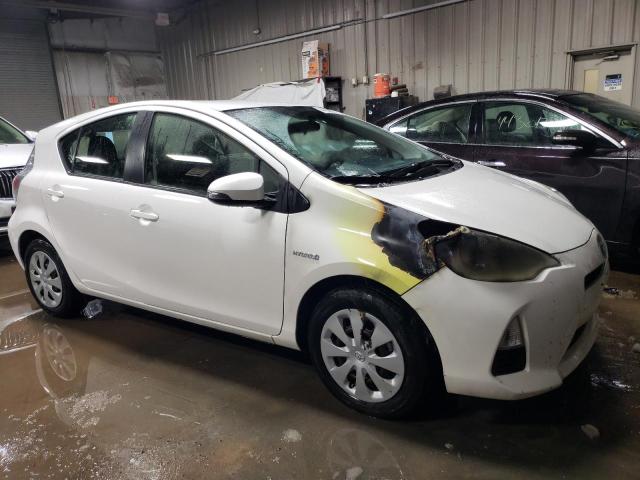 Photo 4 from auction – 2013 TOYOTA PRIUS C with VIN JTDKDTB39D1556569