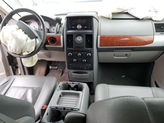 Photo 8 from auction – 2008 CHRYSLER TOWN & COU with VIN 2A8HR54P08R651796
