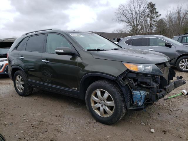 Photo 4 from auction – 2013 KIA SORENTO LX with VIN 5XYKTDA28DG311697
