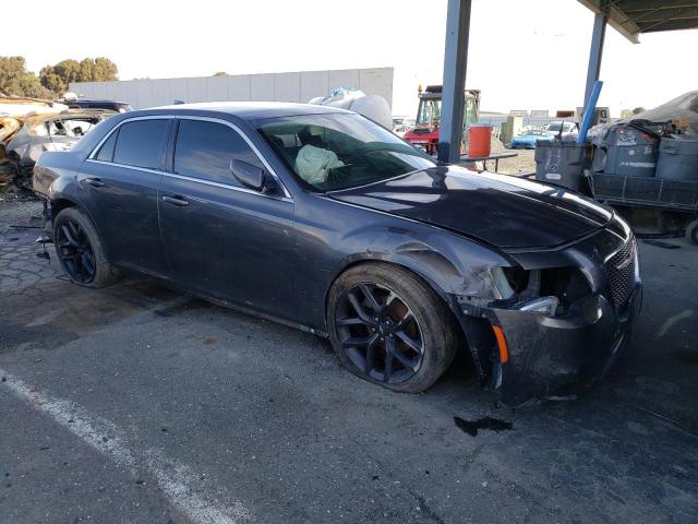 Photo 4 from auction – 2016 CHRYSLER 300 LIMITE with VIN 2C3CCAAG7GH175829