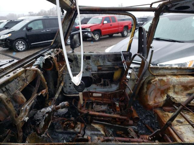 Photo 7 from auction – 2000 JEEP WRANGLER / with VIN 1J4FA49S0YP722004