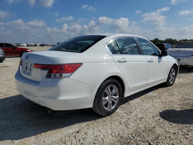 Photo 3 from auction – 2011 HONDA ACCORD LXP with VIN 1HGCP2F41BA142032