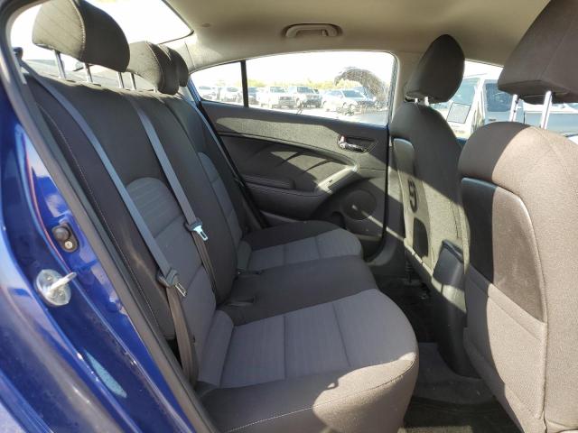 Photo 10 from auction – 2017 KIA FORTE LX with VIN 3KPFL4A77HE019460