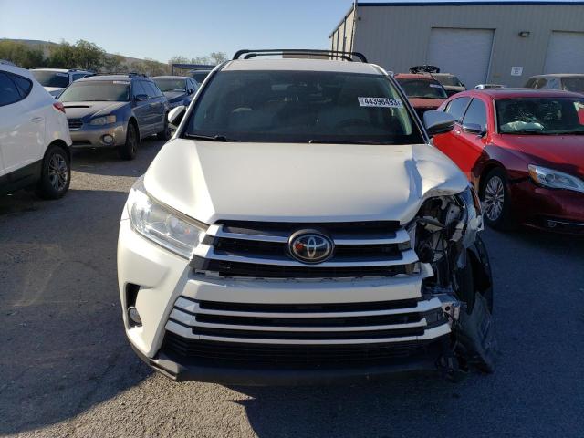 Photo 5 from auction – 2018 TOYOTA HIGHLANDER with VIN 5TDZZRFH8JS272034