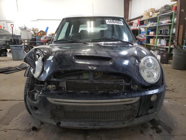 Photo 5 from auction – 2006 MINI COOPER S with VIN WMWRE33526TJ37091