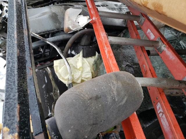 Фото 8 с аукциона – 2006 CHEVROLET SILVERADO с VIN 2GCEK13V461308637