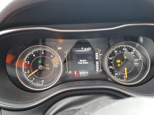 Photo 9 from auction – 2019 JEEP CHEROKEE L with VIN 1C4PJLCBXKD485415