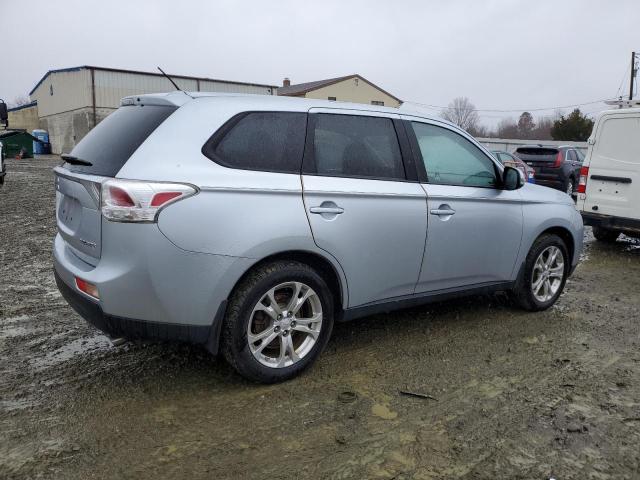 Photo 3 from auction – 2014 MITSUBISHI OUTLANDER with VIN JA4AD3A37EZ009388