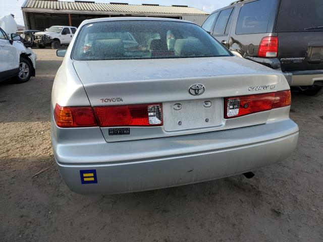 Photo 6 from auction – 2001 TOYOTA CAMRY CE with VIN 4T1BG22K41U806038