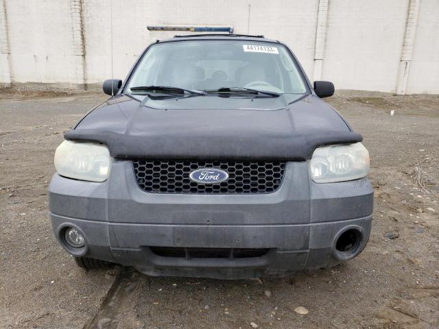 Photo 5 from auction – 2005 FORD ESCAPE XLT with VIN 1FMYU93175KA28157