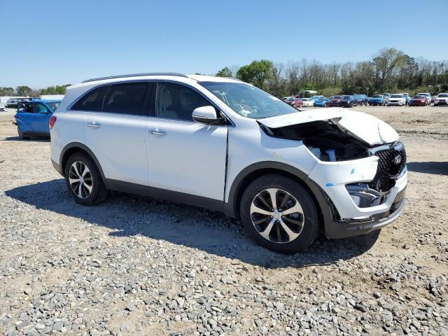 KIA SORENTO EX 2018 with VIN 5XYPH4A56JG385794 - Photo from auction