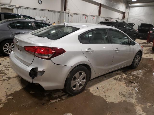 Photo 3 from auction – 2017 KIA FORTE LX with VIN 3KPFL4A79HE092426