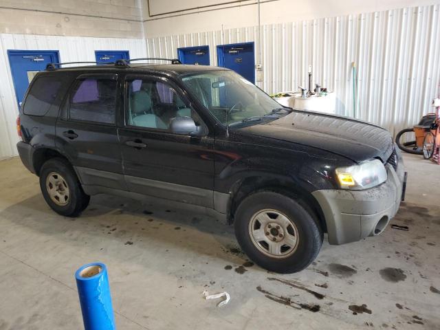 Photo 4 from auction – 2005 FORD ESCAPE with VIN 1FMYU92Z85KC22350