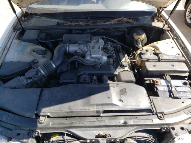 Photo 11 from auction – 1990 LEXUS LS 400 with VIN JT8UF11E7L0000967