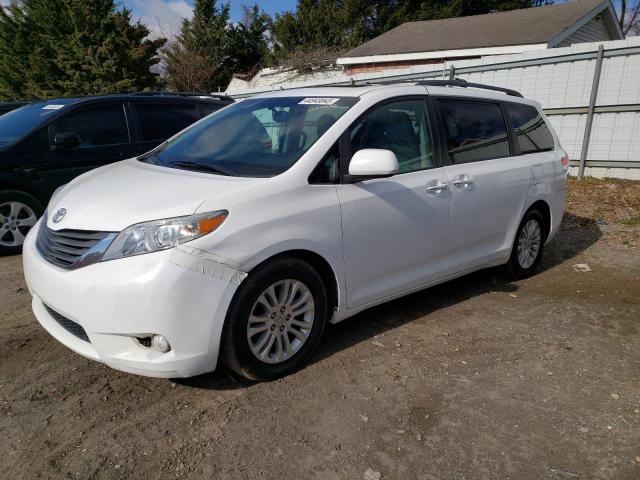 TOYOTA SIENNA XLE 2011 with VIN 5TDYK3DC5BS098283 - Photo from auction