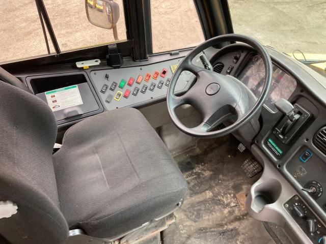 Photo 5 from auction – 2014 FREIGHTLINER CHASSIS B2 with VIN 4UZABRDU7ECFF6029